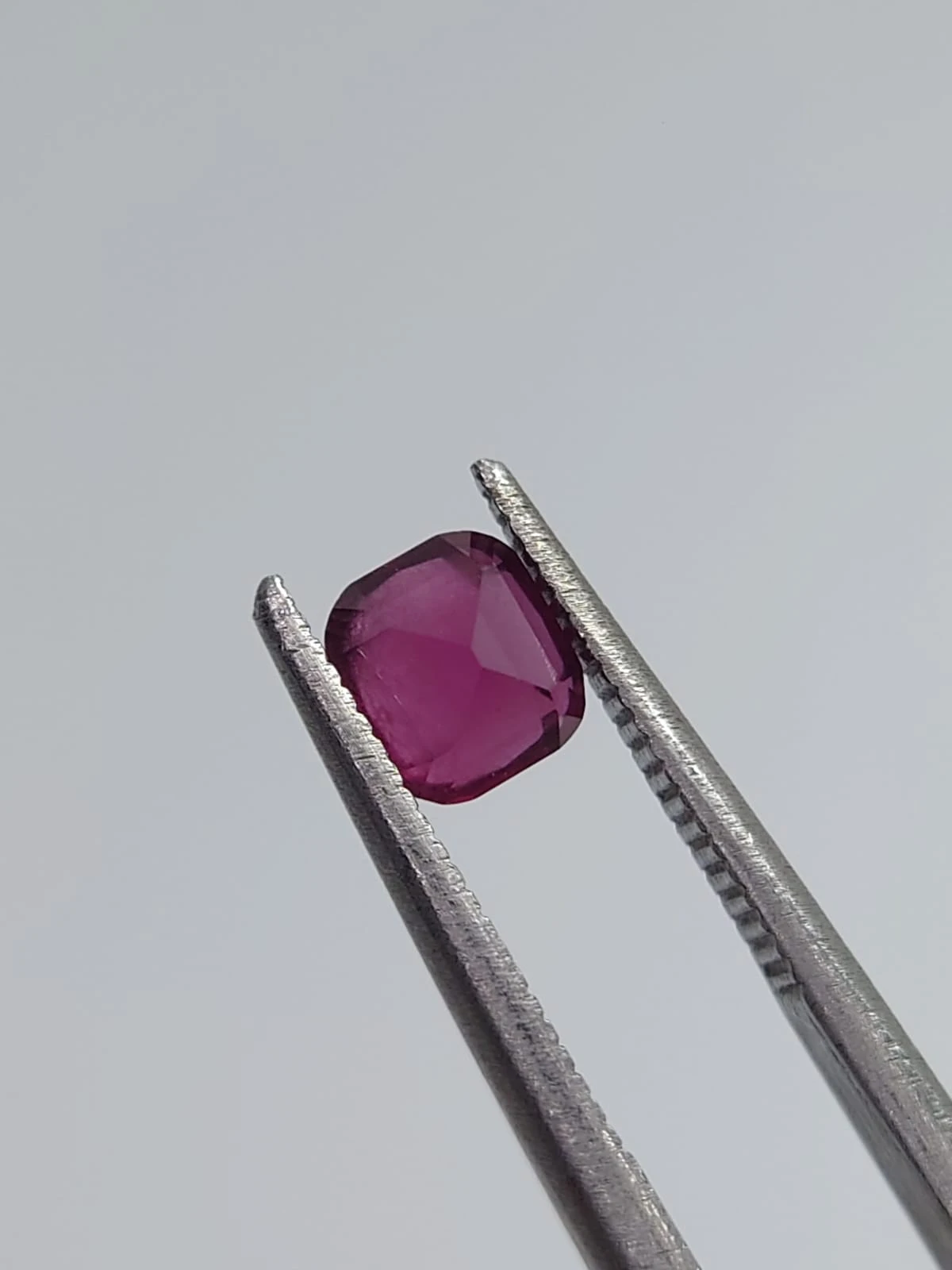 0.86ct Natural Umbalite Garnet from Malawi — view 7